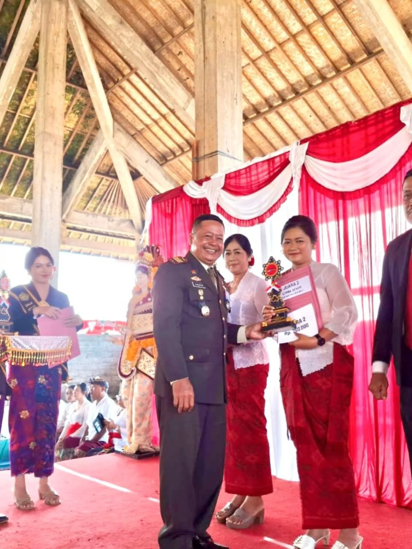 Desa Batuan Raih 3 Juara dalam Perlombaan Antar Desa se-Kecamatan Sukawati