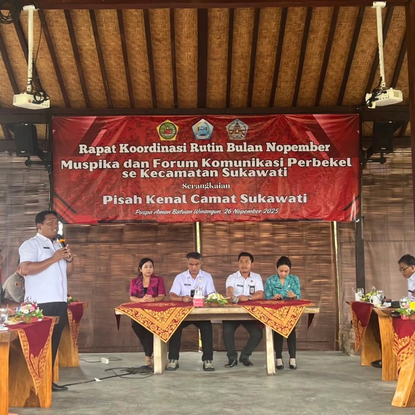 Rakor Forum Perbekel se-Kecamatan Sukawati dan Pisah Kenal Camat Sukawati di Desa Batuan