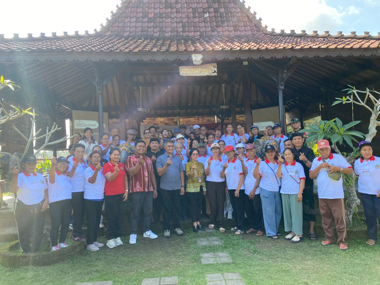 Sekolah Lansia Desa Batuan: Mewujudkan Lansia Sehat, Aktif, dan Bahagia